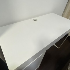 IKEA    ミッケ　　デスク　勉強机　白の画像