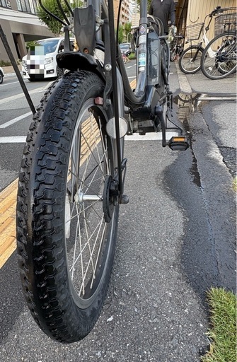 中古20インチブリヂストンビッケ電動アシスト自転車　8.9Ah 大阪