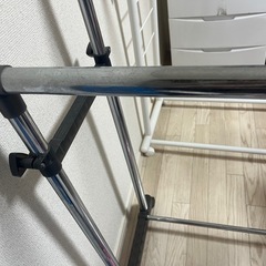 急募 8/3まで！ハンガーラックの画像