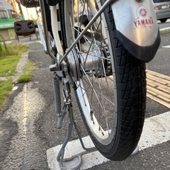 中古20インチYAMAHA電動アシスト自転車　8.7Ah 大阪の画像