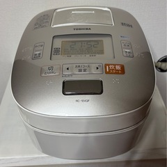 TOSHIBA炊飯器の画像