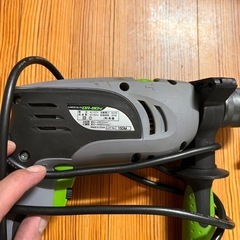 ドリル、ドライバー、のこぎりの画像
