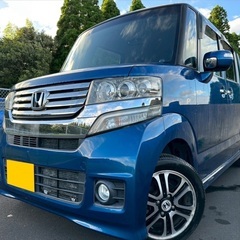 希少☆車中泊仕様☆アウトドア派大注目☆特別仕様車☆25年式！月々1.2万円〜分割払い可❗️ 車検2年付き！【名義変更代込み】大人気☆ホンダ N-BOXカスタム☆ステアリングスイッチ付き☆Bluetoothナビ付き☆走行中DVD見れます☆電動スライドドア♪しかも両側☆ドラレコ付き☆スマートキー☆フルオートエアコン☆純正アルミそのまま乗って帰れます❗️の画像