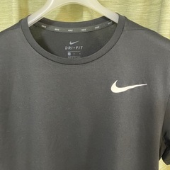 Nike ナイキDRI-FIT Tシャツ サイズL 黒/迷彩の画像
