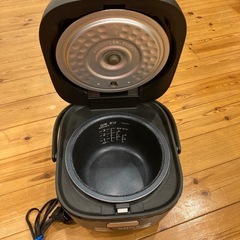 炊飯器　の画像