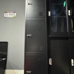 スチールロッカー ダイヤル錠付きの画像
