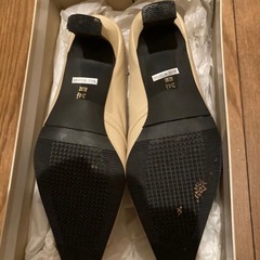 パンプス　34 1/2(22cm)ベージュの画像
