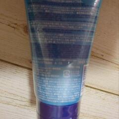 EVERYYOU 足裏ピーリングジェル 120gの画像