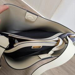【新品未使用】【E'POR】Y BAG Shoulder Largeの画像