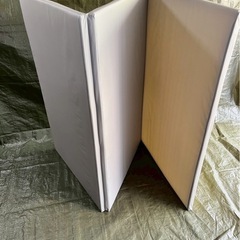IKEA　折りたたみクッションマットの画像