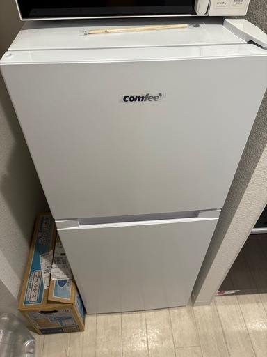 【値段交渉可】COMFEE' 冷蔵庫 132L 幅47cm 右開 ホワイト 2ドア スリム 小型 コンパクト 一人暮らし RCT128WH1JP(E) 2025モデル