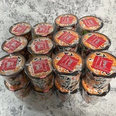 24個セット 《新みそきん》 濃厚味噌ラーメン HIKAKIN PREMIUM カップ麺 メシ みそきん ヒカキン カップラーメンの画像