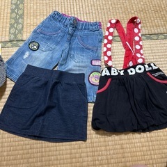 女の子子ども服の画像
