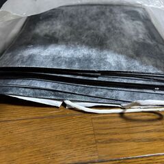 防音・断熱マット20枚以上(縦横：30cm × 30cm, 厚さ1,2mm)の画像
