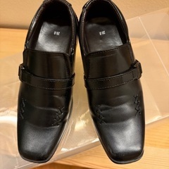 子供用ローファーの画像