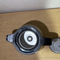 ステンレス卓上ポットの画像