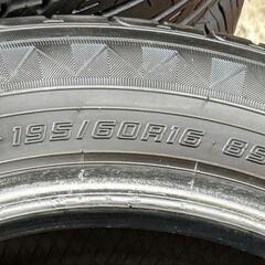 195/60R16⭐工賃込み！セレナ、ウィッシュ、シルフィ、ラフェスタ等に！バリ山！美品！DUNLOP製サマータイヤ入荷しましたの画像