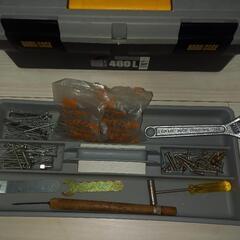 アイリスオーヤマ工具箱+工具の画像