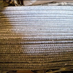 新品未使用！！iplusmile 30枚入 タイルカーペット 30cm*30cm 吸着マットの画像