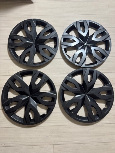 トヨタ　純正　プリウス60系鉄チンホイール　キャップ付き 