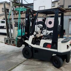 フォークリフト　車体　ディーゼルエンジン　近隣無料配送の画像