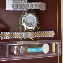 CITIZEN Q&Q キューアンドキュー 電波ソーラー腕時計の画像