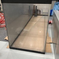 オーバーフローアクリル水槽1800×450×600の画像