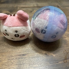 ちいかわ　カプセルトイ　寝そべりぬいぐるみ　古本屋の画像