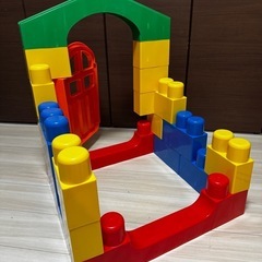 people社 お家が作れるブロック（遊具）の画像