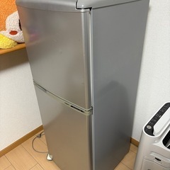 冷蔵庫　AQR14E1 　の画像
