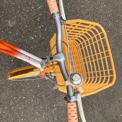 自転車　２０インチ　オレンジ色　の画像