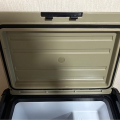 ポータブル車載冷蔵庫　45Lの画像