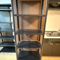 スチールラックの画像