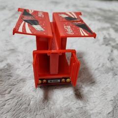トラックの玩具の画像