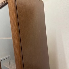 スリム食器棚の画像