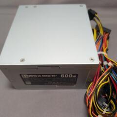 玄人志向 電源ユニット 600W ATX 電源 80 PLUS スタンダード PC電源 12cm静音ファン KRPW-L5-600W/80+の画像