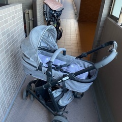 ベビーカー一式、幌シート2種、ダウンカバー、ラインカバー、クッション、他。の画像