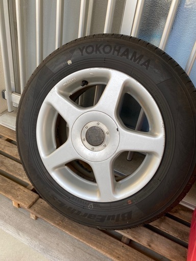 2024年ヨコハマタイヤホイル付き4本