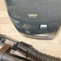  Free! vacuum cleaner 掃除機　の画像