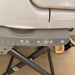 【定価7万！】コンビ　電動ハイローチェア　オートスウィング　ロワイヤルAT ベビーベッドの画像