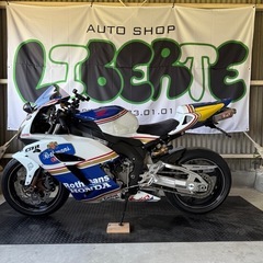 【美車】cbr1000rr sc57 低走行極上車の画像