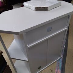 モデルルーム展示引き上げ品　実売価格15000円　お洒落な高級　テレビ台　キャビネット　本棚　テレビボードの画像