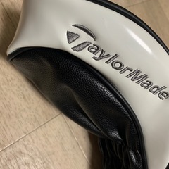 新品テーラーメイド　ドライバーヘッドカバーの画像