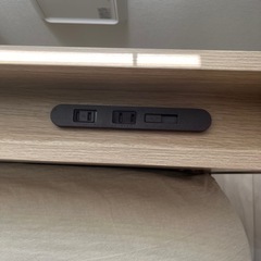 ダブルベッド（収納・電源ポート付き）の画像