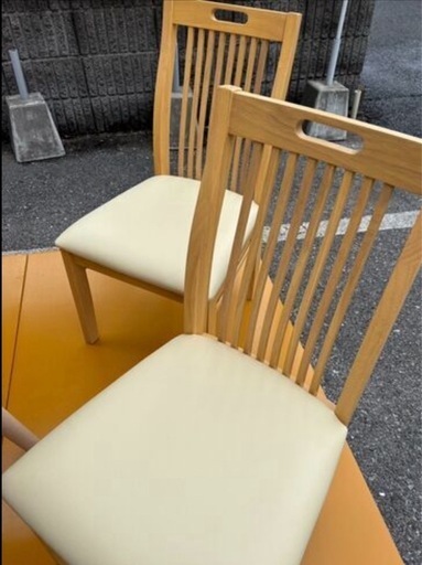 新品同様　北欧ダイニングテーブル 幅150ｃｍ　椅子２脚付 極上品 