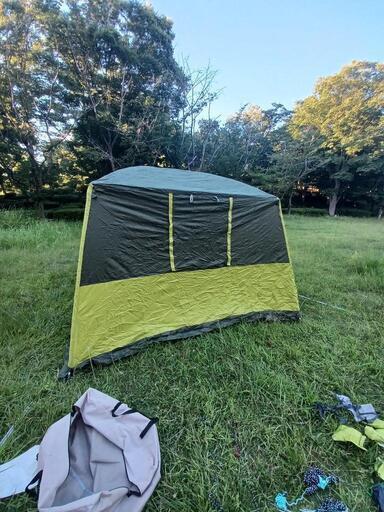 キャンプテント 緑と黄色 四角形 キャンプテント 緑と黄色 四角形 (samaan1117) 入地のその他の