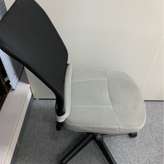 オフィスチェアの画像
