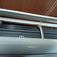 安心の電気工事士がお伺い致します！人気の6畳用！格安商品！取付け工事付き！取外し工事無料！保証付き！配送込み！エリア限定の画像