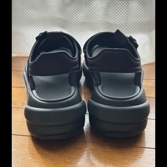 一回使用　美品　アディダス　厚底サンダル　26〜26.5の画像