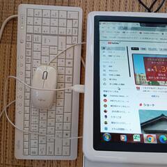 富士通 ESPRIMO 23インチディスプレイ一体型パソコンの画像